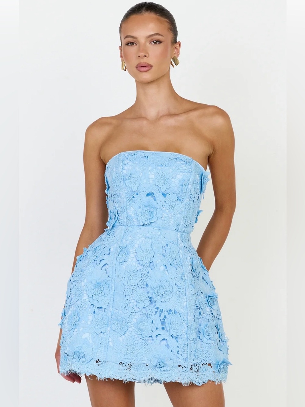 MARISTELLA MINI DRESS
Strapless Lace Up Back A Line Dress In Blue